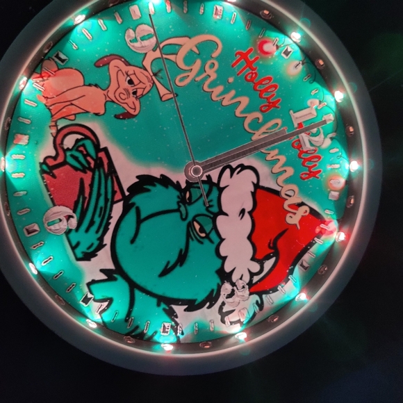 Grinch led lights clock personalized - Picture 5 of 8